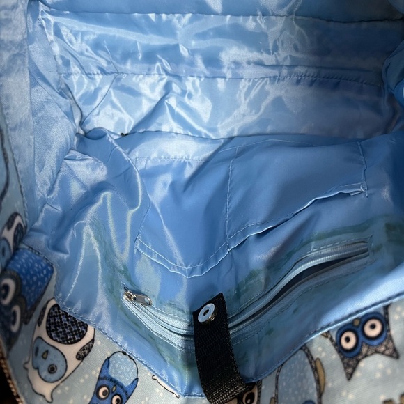 Elegant Black Tan and White Geometric Tote Bag - Picture 5 of 6